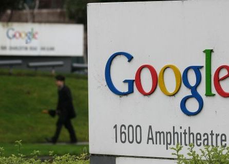 Telefon care traduce convorbirea, de la Google Google