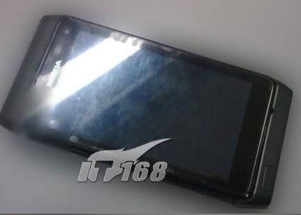 Nokia a apelat la politia rusa pentru recuperarea prototipului unui smartphone Nokia A Apelat La Politia Rusa Pentru Recuperarea Prototipului Unui Smartphon