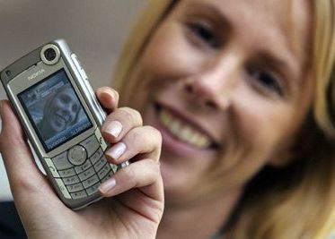 Ai Cosmote? Acum, poti utiliza minutele in retea pentru a efectua apeluri video! Esti Client Cosmote Acum Poti Utiliza Minutele In Retea Pentru A Efectua Apeluri Video