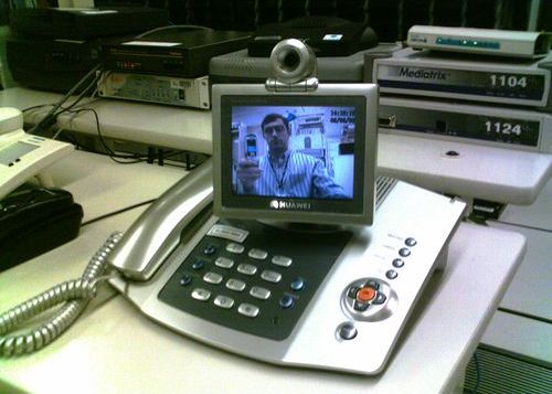 Afla ce trebuie sa faci ca sa vorbesti mai ieftin sau chiar gratuit cu rudele de Sarbatori!   Afla Ce Trebuie Sa Faci Ca Sa Vorbesti Gratuit Sau Mai Ieftin Cu Rudele De Sarbatori