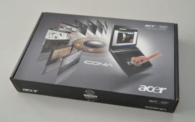 ICONIA, un laptop cu 2 ecrane fara tastatura (galerie FOTO)