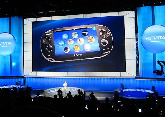 Consolele PlayStation Vita apar abia in 2012 Consolele Playstation Vita Apar Abia In 2012
