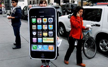 iPhone 5 va fi sarac in inovatii. Vezi cum se vor schimba produsele Apple in viitorul apropiat Noul Iphone 5 Va Fi Sarac In Inovatii Vezi Aici Cum Se Vor Schimba Produsele Apple In Viitorul Apropiat