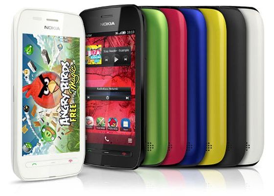 VIDEO Nokia 603, un nou smartphone performant si colorat cu Symbian Belle, Facebook si Angry Birds. Vezi pretul si galeria foto Video Nokia 603 Un Nou Smartphone Performant Si Colorat Cu Symbian Belle Facebook Si Angry Birds Vezi