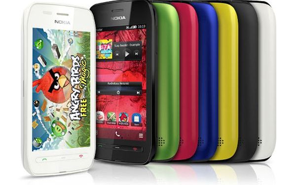 VIDEO Nokia 603, un nou smartphone performant si colorat cu Symbian Belle, Facebook si Angry Birds. Vezi pretul si galeria foto Video Nokia 603 Un Nou Smartphone Performant Si Colorat Cu Symbian Belle Facebook Si Angry Birds Vezi