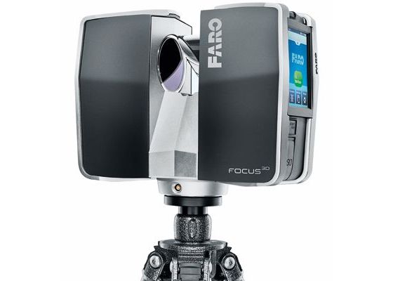 VIDEO Primul scanner 3D de mici dimensiuni Video Primul Scanner 3d De Mici Dimensiuni