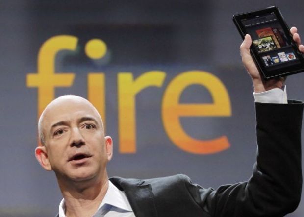 Amazon joaca destept. Dupa succesul cu Kindle, gigantul web va lansa un rival mult mai ieftin pentru iPhone FOTO Amazon Joaca Destept Dupa Succesul Cu Kindle Gigantul Web Va Lansa Un Rival Mult Mai Ieftin Pentru Iphone