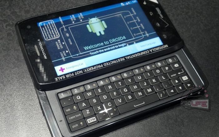 Motorola Droid 4 Motorola Pregateste Lansarea Unui Nou Smartphone Slide Droid 4