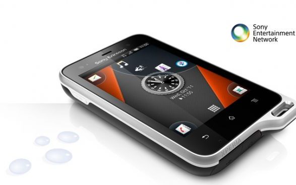 Sony Ericsson Xperia Active Cel Mai Tare Telefon Este Un Android De La Sony Smartphone Ul Trece Cateva Teste Incredibile De Neimaginat