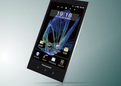 Panasonic ELUGA Panasonic Lanseaza Un Smartphone Foarte Subtire De Numai 7 8 Mm Cu Display De 4 5 Inch Si Sistem De Operare 12