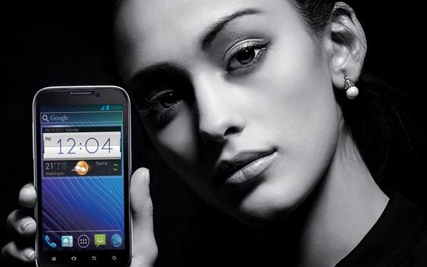 ZTE Era Zte Lanseaza Zte Era Un Smartphone Quad Core Ultra Slim Cu Display Mare Si Android 4