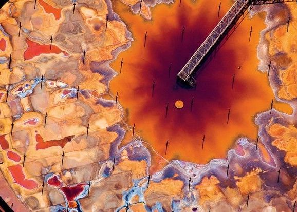 Adevarul trist din spatele unor imagini spectaculoase Deseuri Toxice