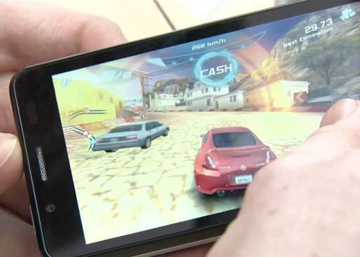 Orange Santa Clara Video Hands On Orange Santa Clara Smartphone Ul Android Cu Procesor Intel