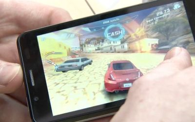 VIDEO Hands-On Orange Santa Clara, smartphone-ul Android cu procesor Intel