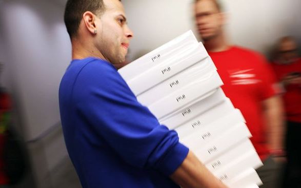 VIDEO Noul iPad este incepand de azi in Romania. Vezi preturile Video Noul Ipad Este Incepand De Azi In Romania Vezi Preturile 1