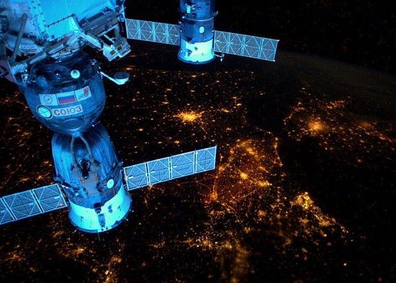 Pamantul, spectaculos! Cele mai frumoase imagini realizate de pe orbita Pamantul Spectaculos Cele Mai Frumoase Imagini Realizate De Pe Orbita 1