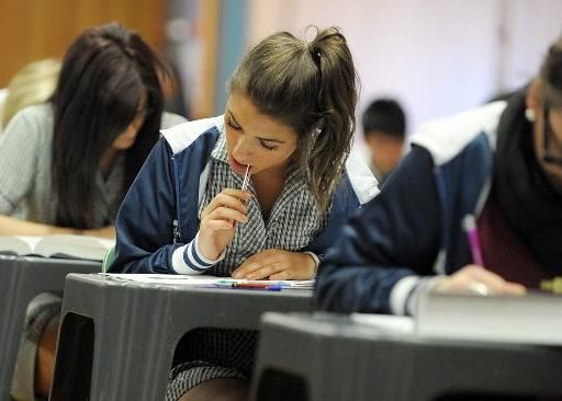 O smecherie banala te ajuta sa iei note mai mari la examene O Smecherie Banala Te Ajuta Sa Iei Note Mai Mari La Examene 1