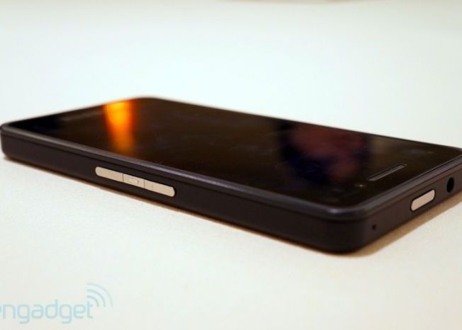 BlackBerry 10 Video Blackberry Pregateste Un Smartphone Cu Display Mare