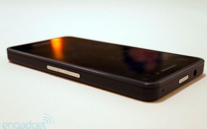 BlackBerry 10 Video Blackberry Pregateste Un Smartphone Cu Display Mare