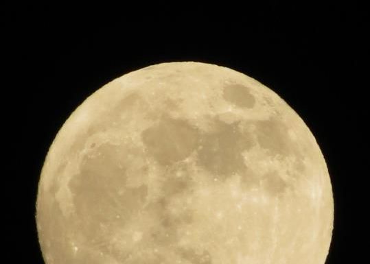 Azi-noapte, Master YODA s-a uitat la SuperLUNA Azi Noapte Master Yoda S A Uitat La Superluna