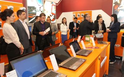 Laptopurile subtiri si accesibile ca pret, o noua directie pentru Lenovo