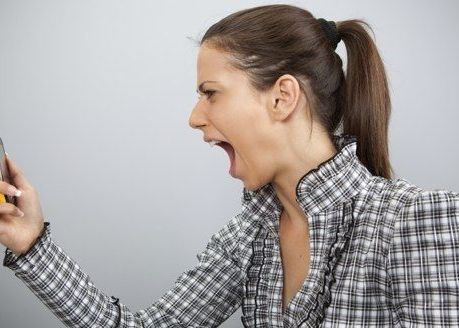 Cel mai dorit telefon DIN ISTORIE! 9 milioane de oameni il vor, dar inca nu e pe piata Cel Mai Dorit Telefon Din Istorie 9 Milioane De Oameni Il Vor Dar Inca Nu E Pe Piata