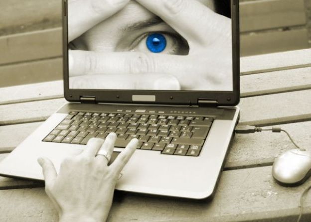 Legea Big Brother a fost adoptata. Furnizorii de telefonie si internet vor stoca timp de 6 luni datele noastre Legea Big Brother A Fost Adoptata Furnizorii De Telefonie Si Internet Vor Stoca 6 Luni Unele Date