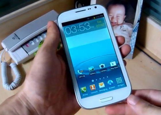 Chinezii ataca piata: Samsung Galaxy S III exagerat de ieftin VIDEO Chinezii Ataca Piata Au Creat Un Samsung Galaxy S Iii Exagerat De Ieftin