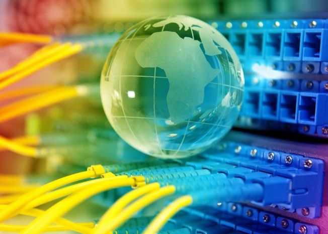 Istoria Internetului: De la prima conectare la mereu conectati Istoria Internetului De La Prima Conectare La Mereu Conectati 1