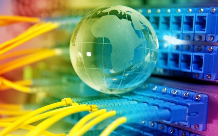 Istoria Internetului: De la prima conectare la mereu conectati Istoria Internetului De La Prima Conectare La Mereu Conectati 1