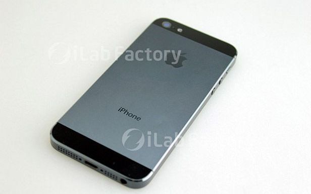 Asta sa fie iPhone 5? Cele mai credibile poze aparute pana acum Asta Sa Fie Iphone 5 Cele Mai Credibile Poze Aparute Pana Acum