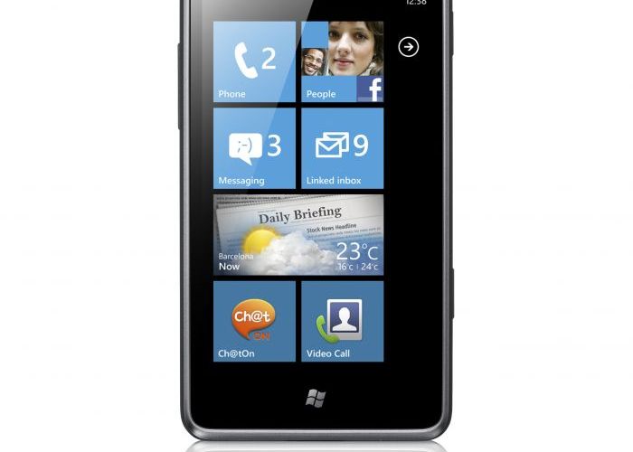 Samsung Omnia M Cel Mai Nou Smartphone Samsung Cu Windows Ajunge In Europa Video Review Omnia M
