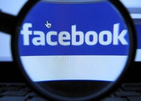 Cat de perversi sunt femeile si barbatii pe Facebook. 9 din 10 oameni fac asta, dar le e extrem de rusine s-o recunoasca Ce Fac 9 Din 10 Oameni Pe Facebook Dar Le E Extrem De Rusine S O Recunoasca