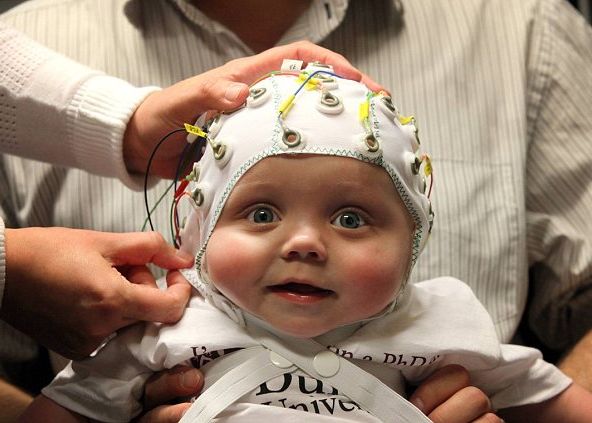 Acest copil de 5 luni ar putea deveni legendar. La ce test incredibil este supus in acest moment Acest Copil De 5 Luni Ar Putea Deveni Legendar La Ce Test Incredibil Este Supus In Acest Moment