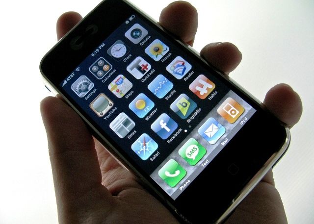 Steve Jobs n-ar fi facut asta niciodata: Ce le pregateste Apple fanilor, pe langa noul iPhone 5 Steve Jobs N Ar Fi Facut Asta Niciodata Ce Le Pregateste Apple Fanilor Pe Langa Noul Iphone 5