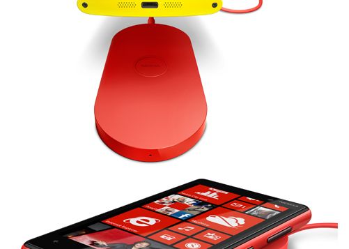 Nokia Lumia 920 Nokia Lumia 820 Foto Lumia 920 Si Lumia 820 Noile Telefoane Nokia Wp8 Cu O Zi Inainte De Lansare