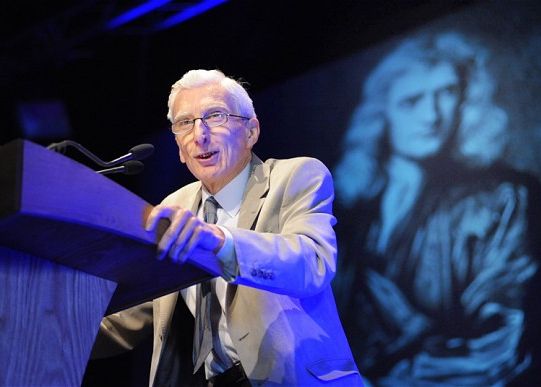 Martin Rees Extraterestrii Vor Fi Descoperiti In Mai Putin De 40 De Ani