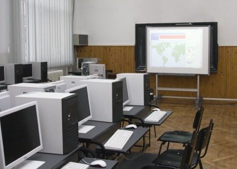 Victor Manz, profesorul care pregateste noua generatie de romani ce vrea sa ajunga in Silicon Valley Victor Manz