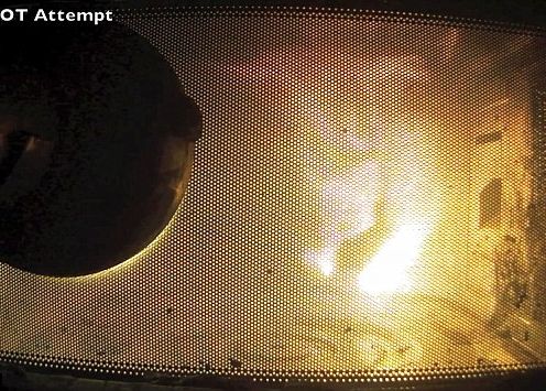 Cel mai nebun test cu iPhone 5! Nu incerca asa ceva acasa Cel Mai Nebun Test Cu Iphone 5 Nu Incerca Asa Ceva Acasa