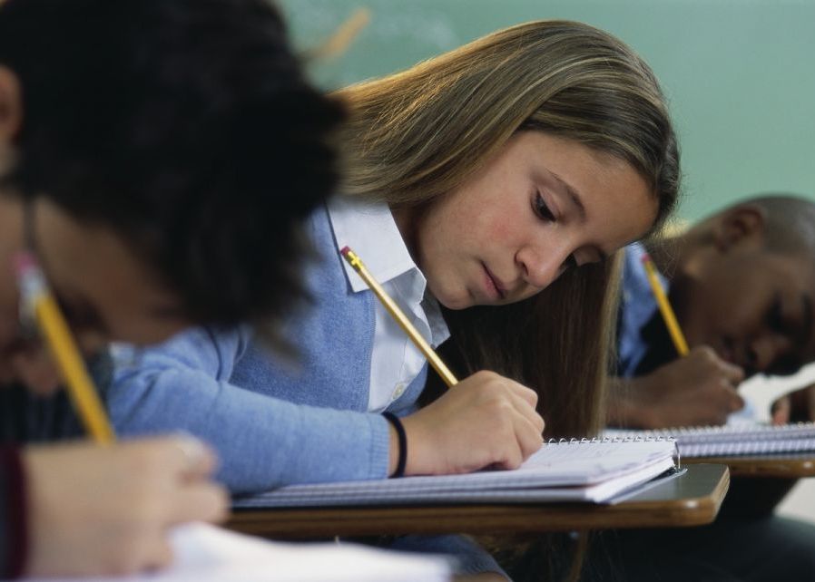 Cea mai tare metoda de copiat! Nimeni nu se va prinde. Ce a inventat un copil Cea Mai Tare Metoda De Copiat La Scoala Nimeni Nu Se Va Prinde Ce I A Dat Prin Minte Unui Copil