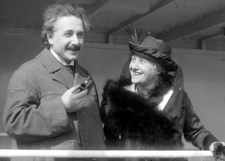 Problema cu barcile formulata de Einstein. Foarte putini oameni stiu sa o rezolve! Problema Cu Barcile Formulata De Einstein Foarte Putini Oameni Stiu Sa O Rezolve 1
