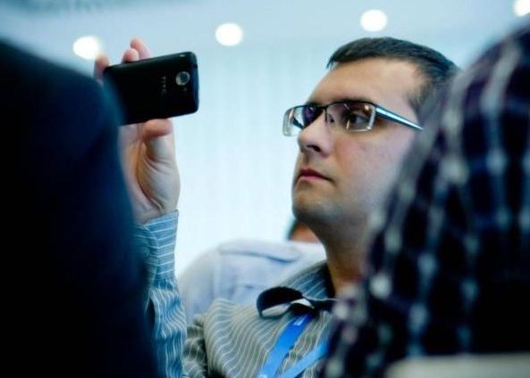 Adrian Gheara. Cum iti transformi pasiunea pentru calculatoare in bani Adrian Gheara Cum Iti Transformi Pasiunea Pentru Calculatoare In Bani 2