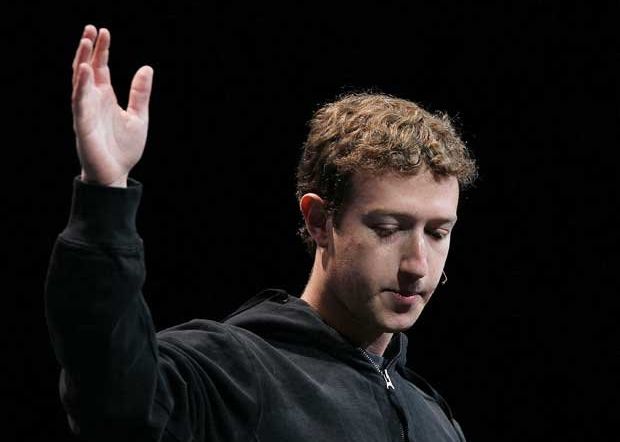 Mark Zuckerberg Mark Zuckerberg La Un Pas De A Pierde Jumatate Din Facebook Ce Contract A Semnat Fondatorul Retelei Acum