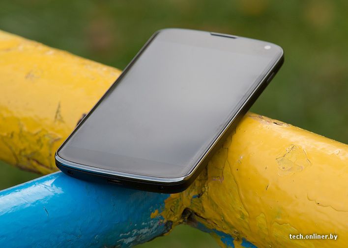 LG Nexus 4 Nexus 4 Telefonul Ce Va Fi Lansat In Curand De Google Si Lg Este Mai Bun Decat Galaxy Iii