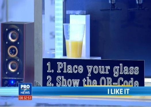 iLikeIT. Barmanul robotic a facut o demonstratie live la PRO TV Ilikeit O Inventie Romaneasca Promite Solutia Pentru Coktailurile Perfecte Barmanul Robotic
