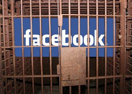 Studente arestate pentru o postare si un like pe Facebook. De ce au fost acuzate cele doua tinere Studente Arestate O Postare Si Un Like Pe Facebook De Ce Au Fost Acuzate Cele Doua Tinere