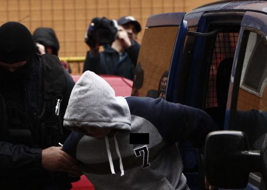 16 hackeri romani, retinuti de procurori. Prejudiciul: 25 milioane de dolari 16 Hackeri Romani Retinuti De Procurori Prejudiciul 25 Milioane De Dolari