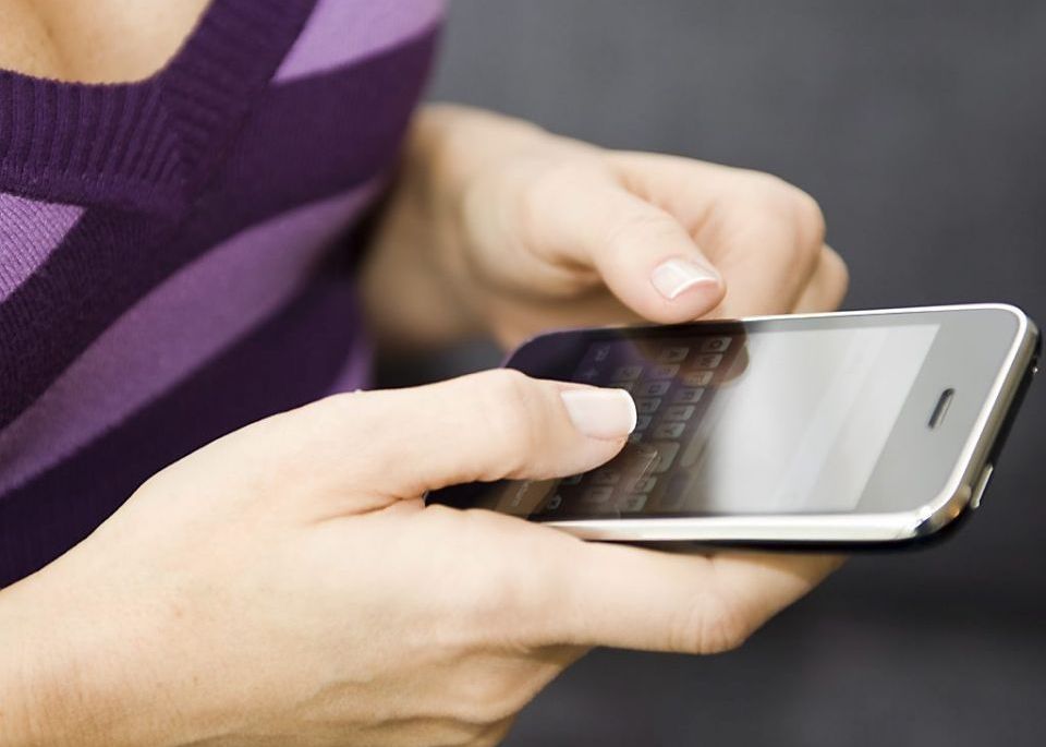 SMS-ul implineste o varsta rotunda. Care a fost primul mesaj text Sms Ul Implineste O Varsta Rotunda Care A Fost Primul Mesaj Text