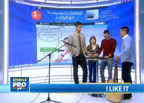 iLikeIT Ilikeit Demonstratie De Unplugged Digital Cu Lala Band Cum Se Canta Live Pe 3 Tablete Simultan