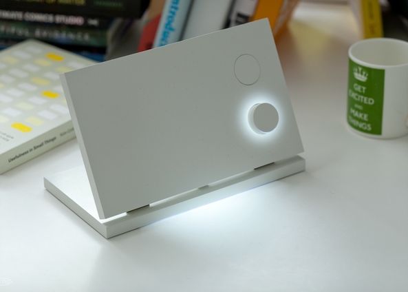 Gadget spectaculos, facut de Google Creative Lab si de BERG Londra Google Labs